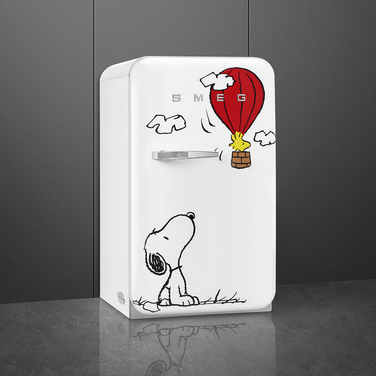 Frigider Smeg 50' Style Snoopy FAB10RDSN5