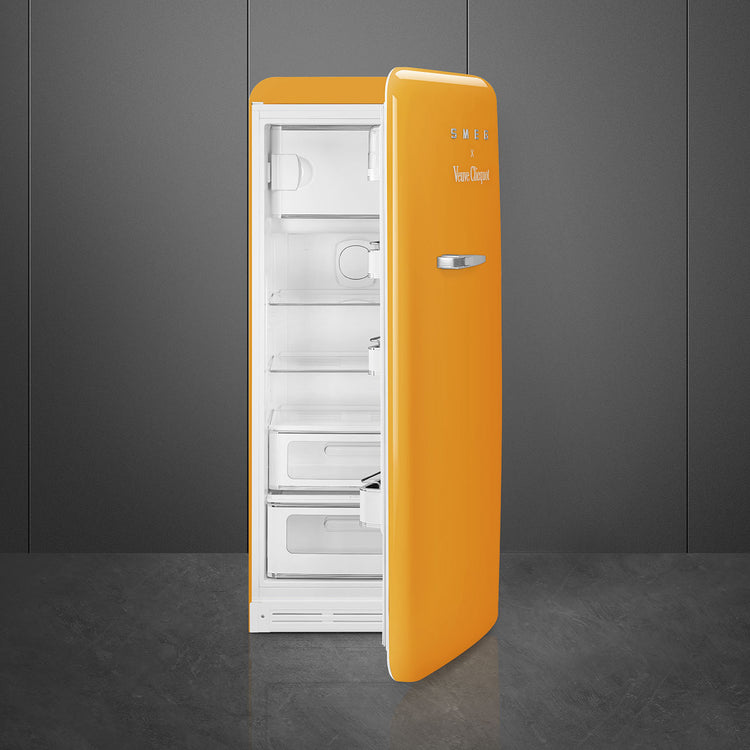 Frigider 50' Style Smeg & Veuve Cliquot FAB28RDYVC5